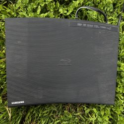 Samsung BD-J5100 BD-JM51 Curved Blu-Ray Player 2015 Model