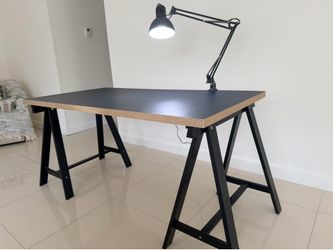 Modern Desk with Adjustable Lamp