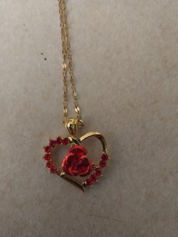 Corazón con Rosa y cadena.
