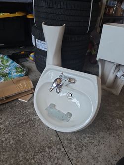 Bathroom vanity