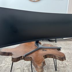 Samsung Odyssey 49” Super Ultra-Wide Curved Gaming Monitor – 240Hz, QHD, HDR