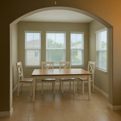 Extendable Dining Table w/ 4 Chairs