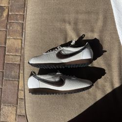 Nike LD 1000 Abrasion Resistant Low Top Casual Running Shoes Mens 10.5 Beige New