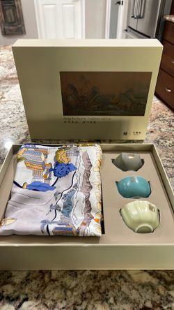 Wensli is a high-end Chinese silk brand,