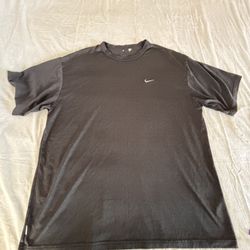 Men’s T-Shirt Size XL