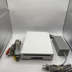 Nintendo Wii RVL-001 White GameCube compatible + Wires- No Sensor No controllers