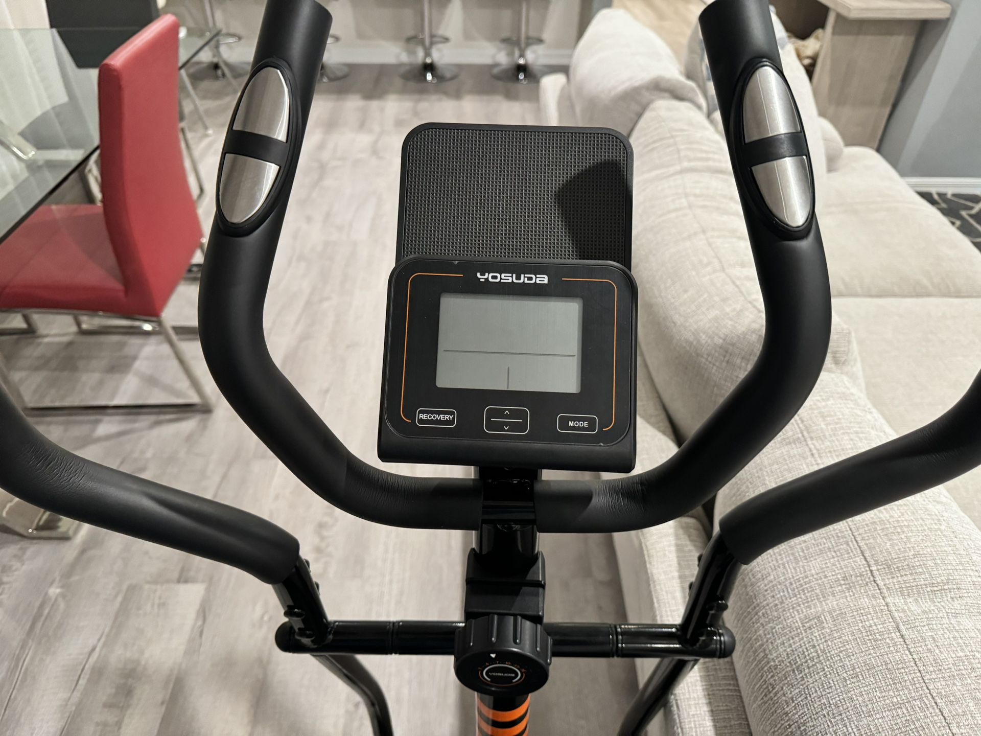 YOSUDA E6 Compact Elliptical Machine