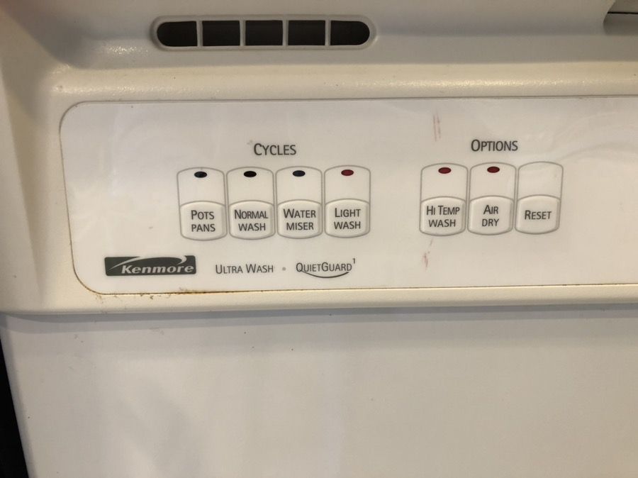 Kenmore Ultra Wash QuietGuard dishwasher WON’T LAST for Sale in Boca