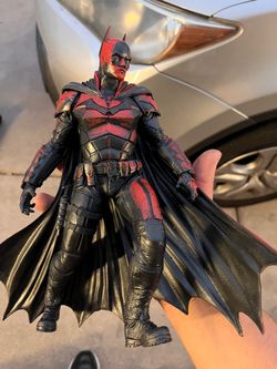 McFarlane Toys DC Multiverse The Batman 12-inch Posed Statue.