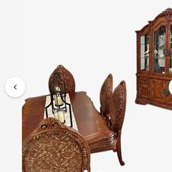 Michael Amini Excelsior dinning room table and chairs