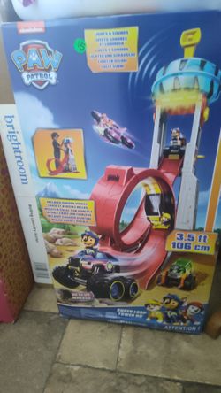 "NEW" Paw Patrol Set