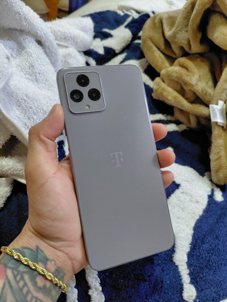 Unlocked REVVL 6x 5G