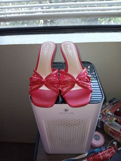 Super Cute Red High Heels With Rhinestones Women's Size 8