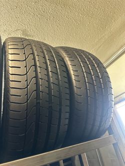 PAIR OF TIRE 245 35 20 PIRELLI 85% LIFE