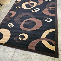 8x11 Rugs All New In Plastic 