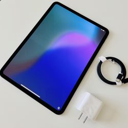Apple iPad Pro 13- Inch Oiled Display! Brand New 256gb, WiFi Space Black! Apple Warranty 1 Year!