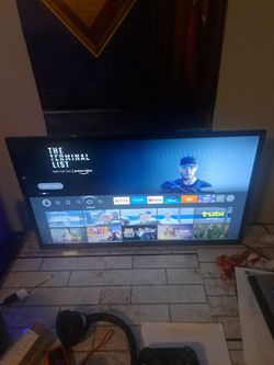 32" Toshiba Smart TV