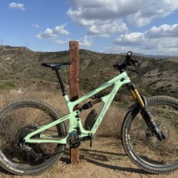 2024 Yeti Sb 160 T2 Size Large