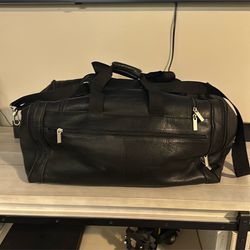 Wilson’s Leather Duffle Bag
