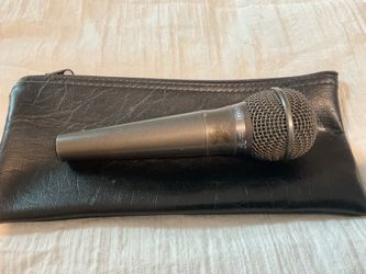 Audio Technica Microphone ATM41 W/Bag Meet @ Kempsville library in Virginia Beach. Cash only please.