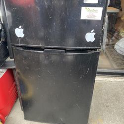 Mini Fridge  In Good Condition 