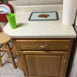 Kitchen island / corner counter top