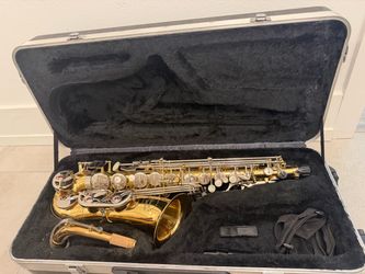 Selmer Alto Saxophone with Hard Case and Mouthpiece