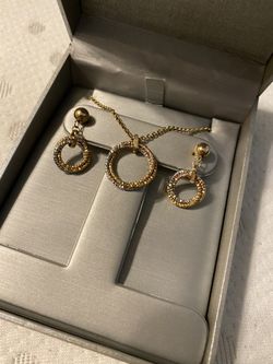 Zales necklace and earring set