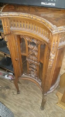 Carved wood end table one of a kind gorgeous