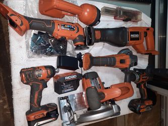 Ridgid 18v 6 tool kit with 4ah battery and 2ah battery and new charger
