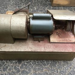 Metal polisher with precious metal collector.