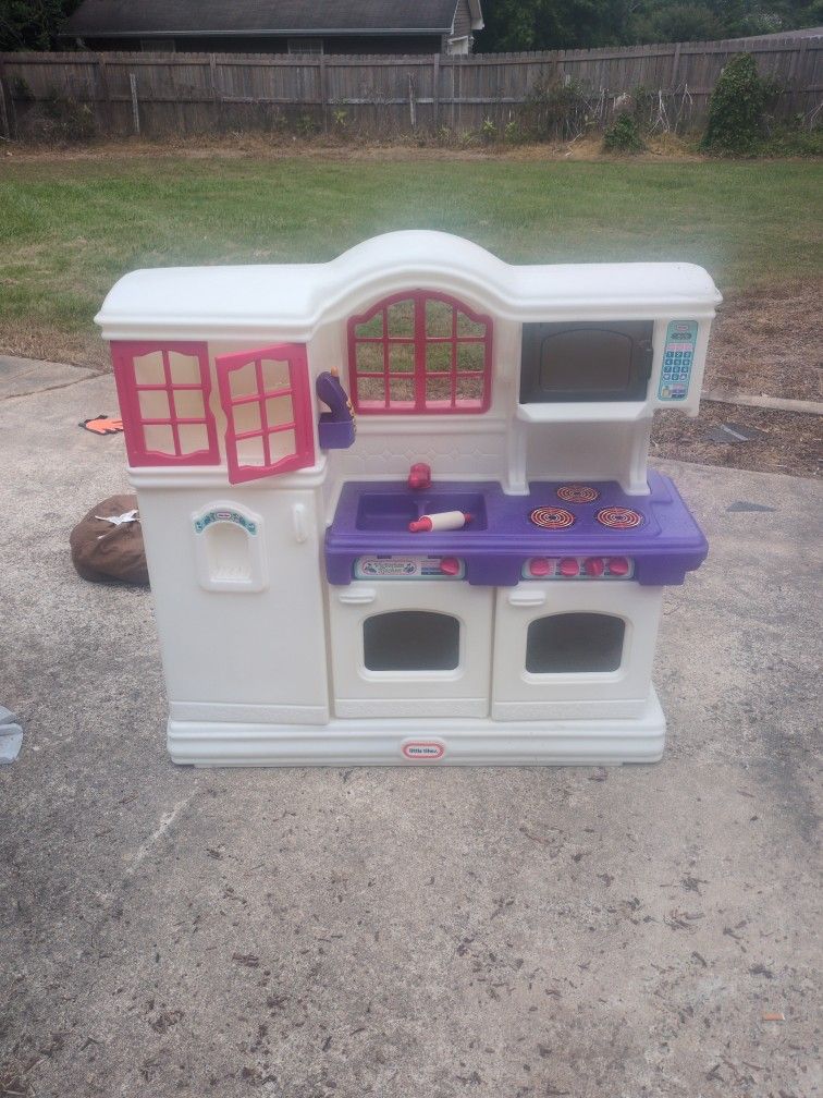 Little Tikes Kitchen