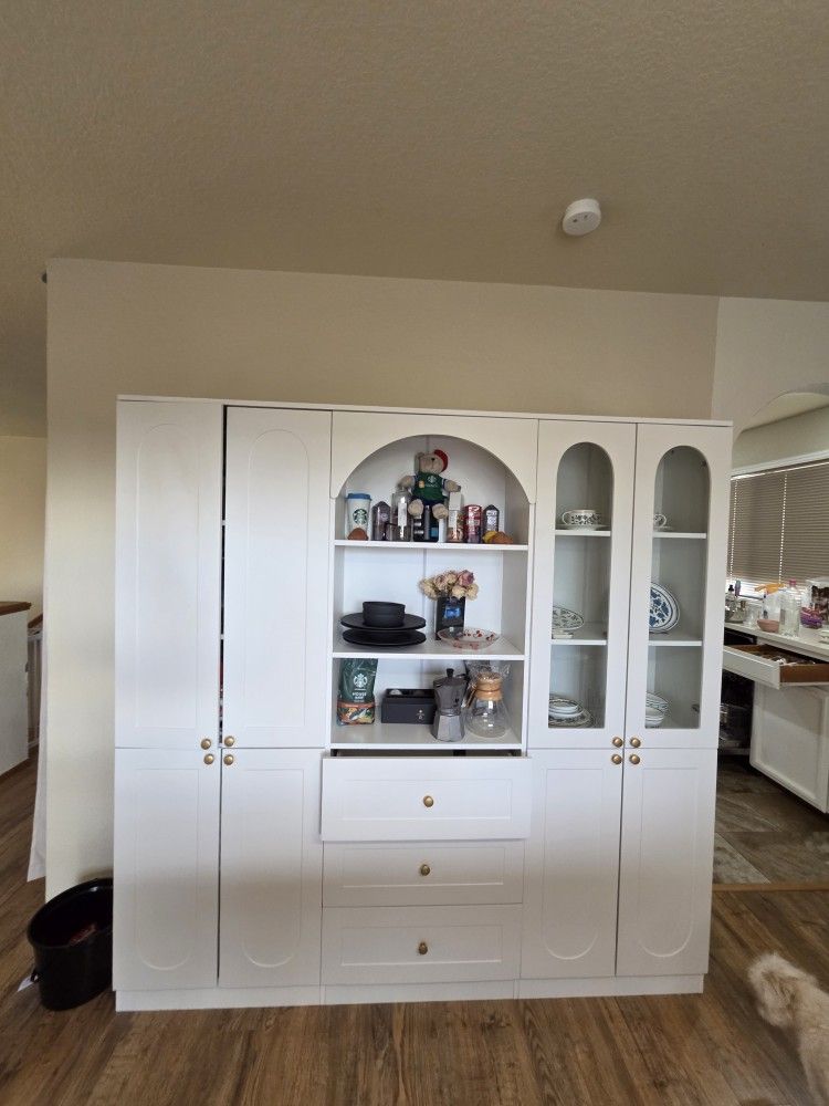 70.9 in. Tall 13-Shelf White Wood Standard Bookcase with Tempered Glass Doors, Drawers