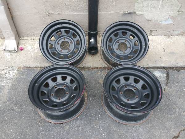 Set of four Chevy s10 15x7 black steel rims