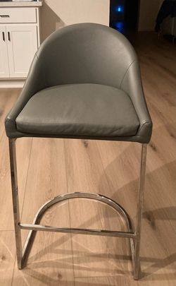 Counter chairs$100
