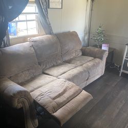 Sofa & Love Seat 