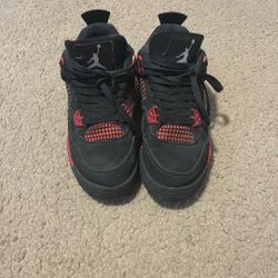 Jordan 4 Red Thunders