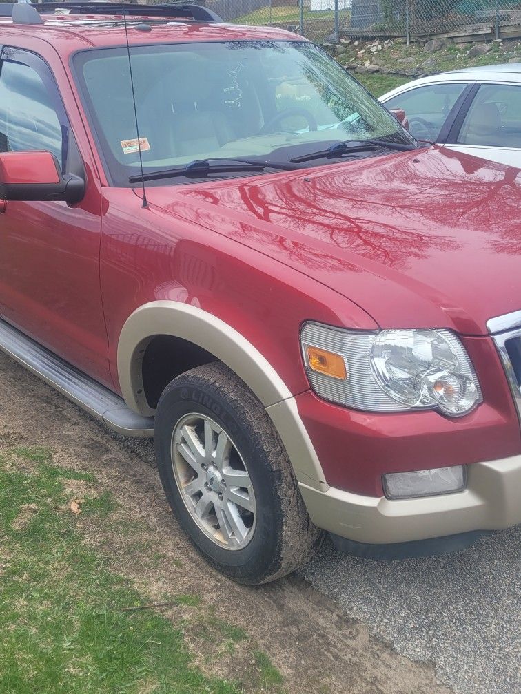 2010 Ford Explorer