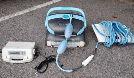 Dolphin Nautilus CC Plus Pool Cleaner