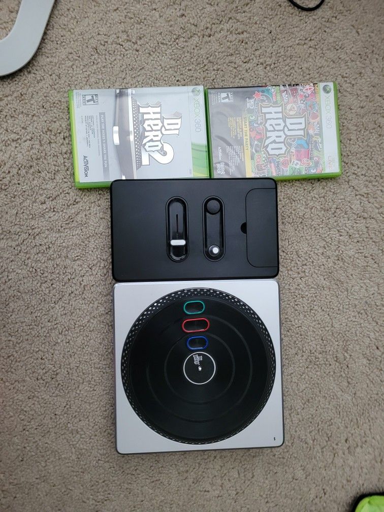 Xbox 360 DJ Hero Wireless Turntable Contoller with games