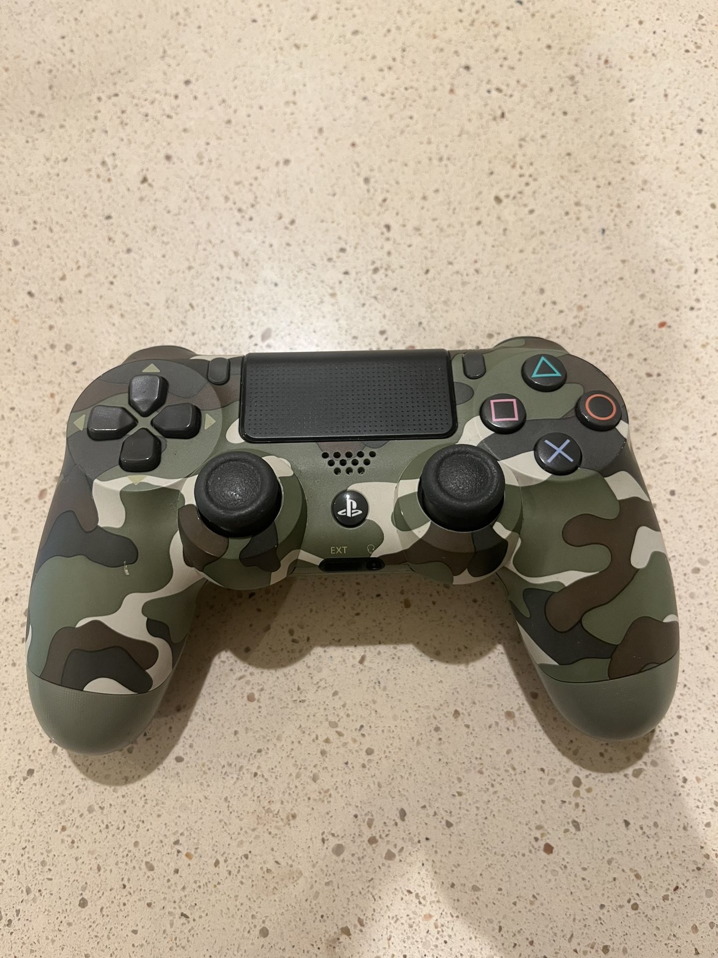 PS4 Green Camo Controller