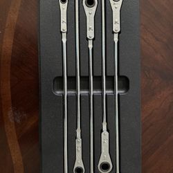 5 PC 12-Point Metric T-Handle Ratcheting Box Wrench Set