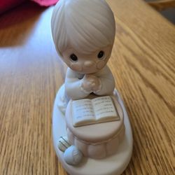 Precious Moments Grandma's Prayers 