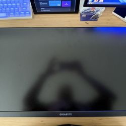 4K UHD MONITOR