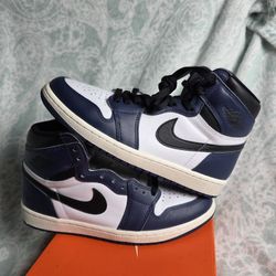 Jordan 1 Midnight Navy Size 8