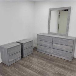 Dresser Whit Mirror And 2 Nightstands - Cómoda Con Espejo Y 2 Mesitas De Noche 