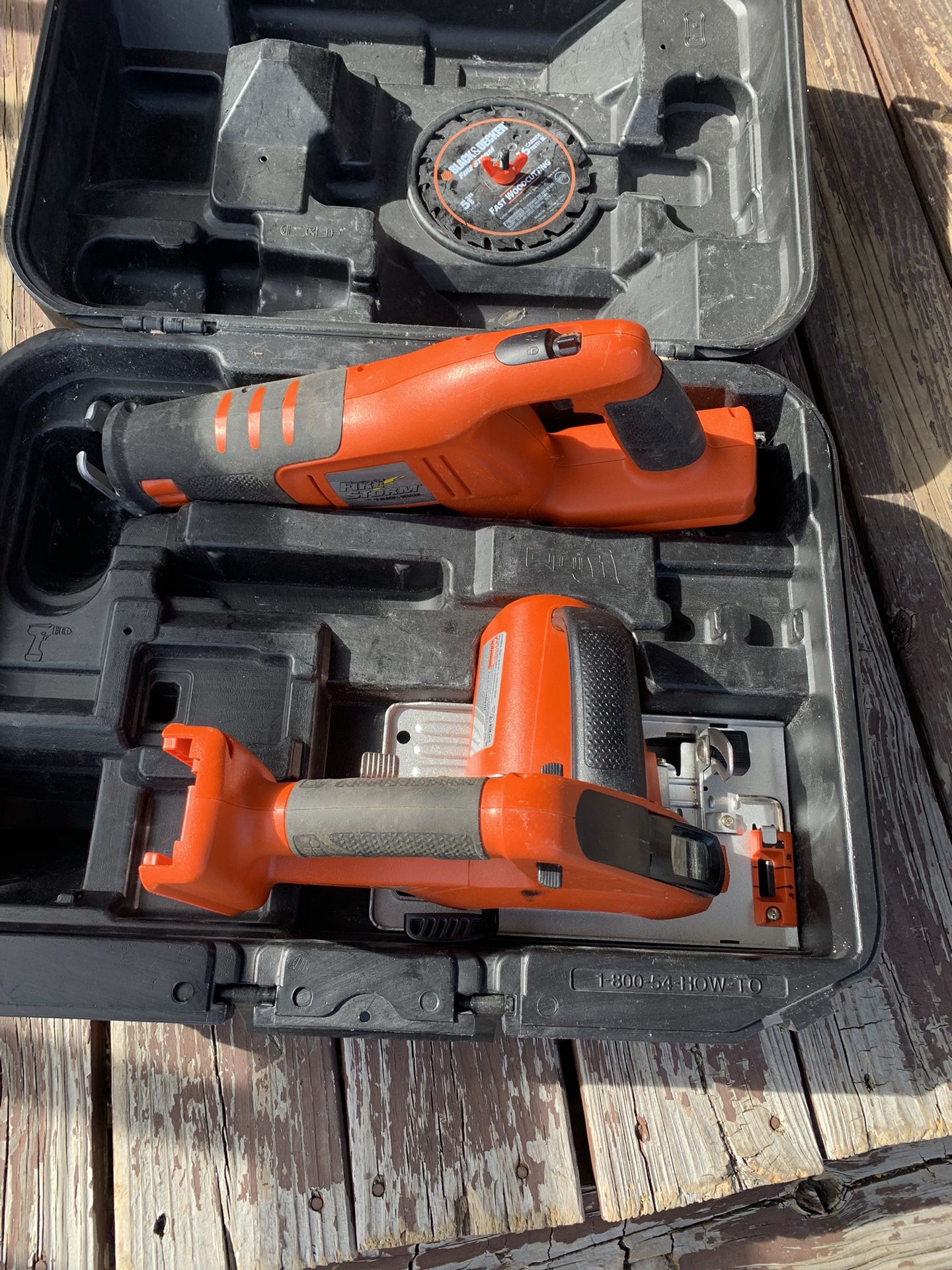 Black and Decker fire storm saw and sawzall kit 