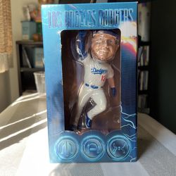 Max Muncy Bobble Head