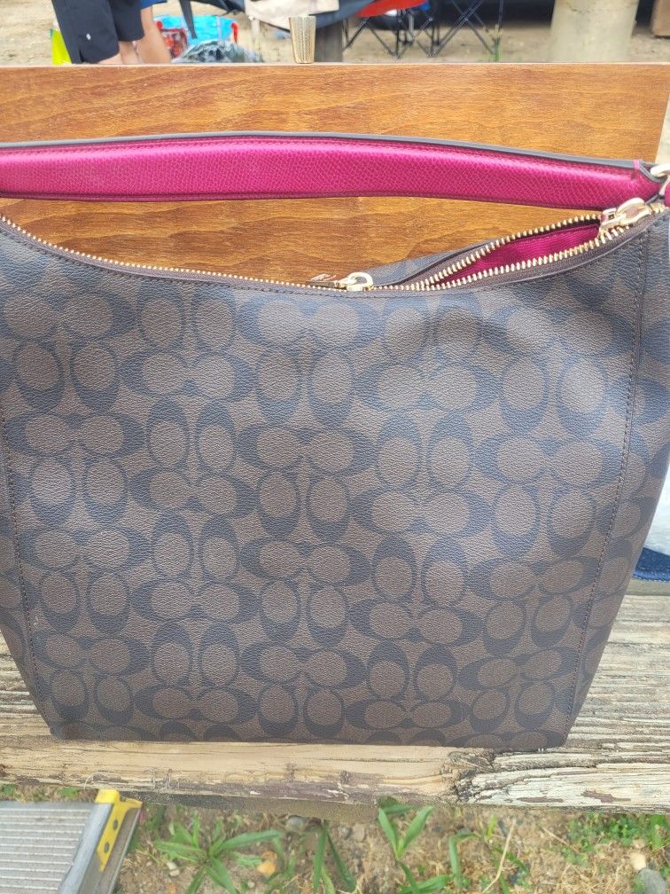 Really Nice Coach Bag New