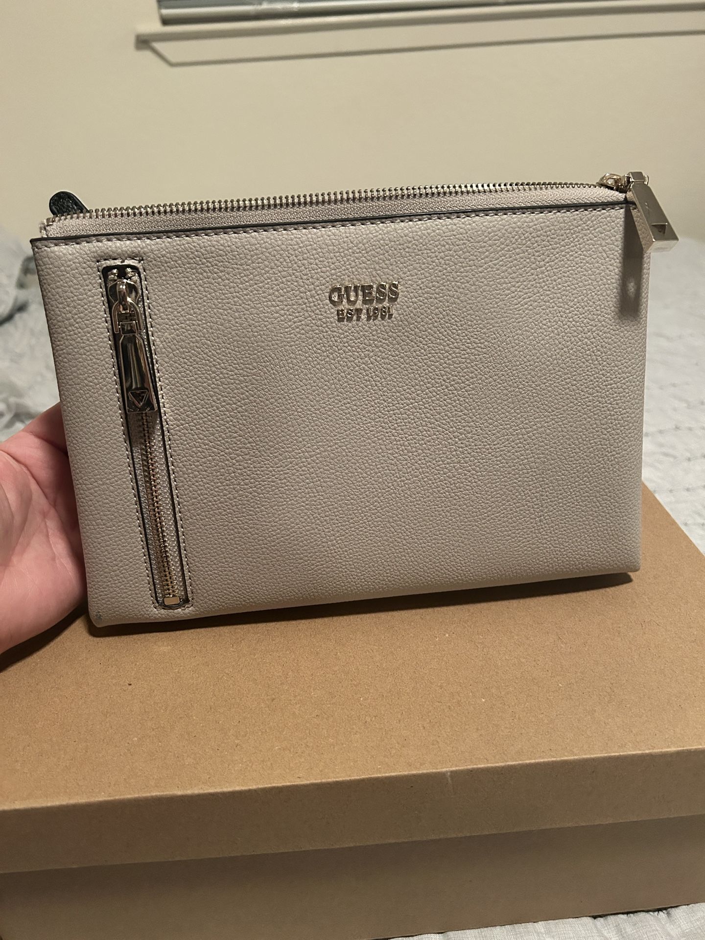Guess - Crossbody Bag